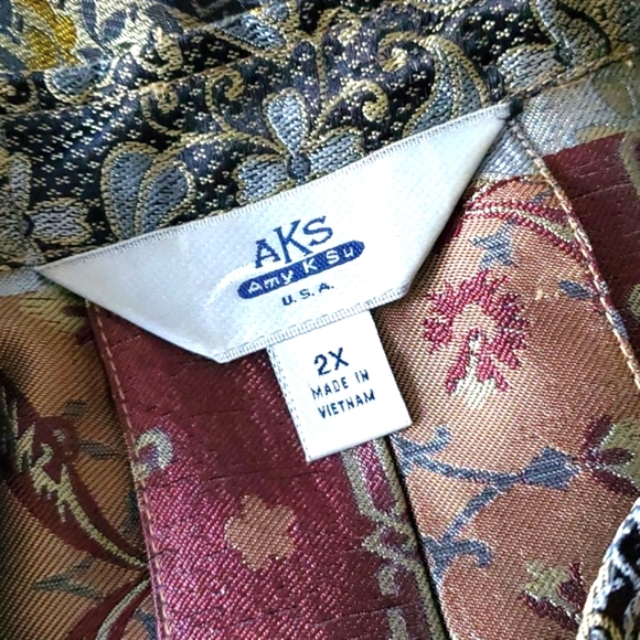 AKS Amy K Su Button Down Patchwork Floral Print Metallic Blouse Size 2X - Picture 15 of 17